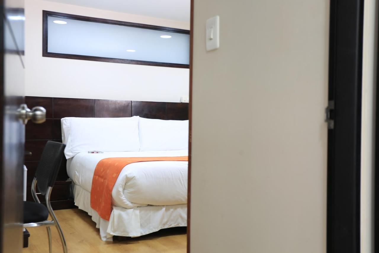 Hotel Plaza Muisca トゥンハ エクステリア 写真