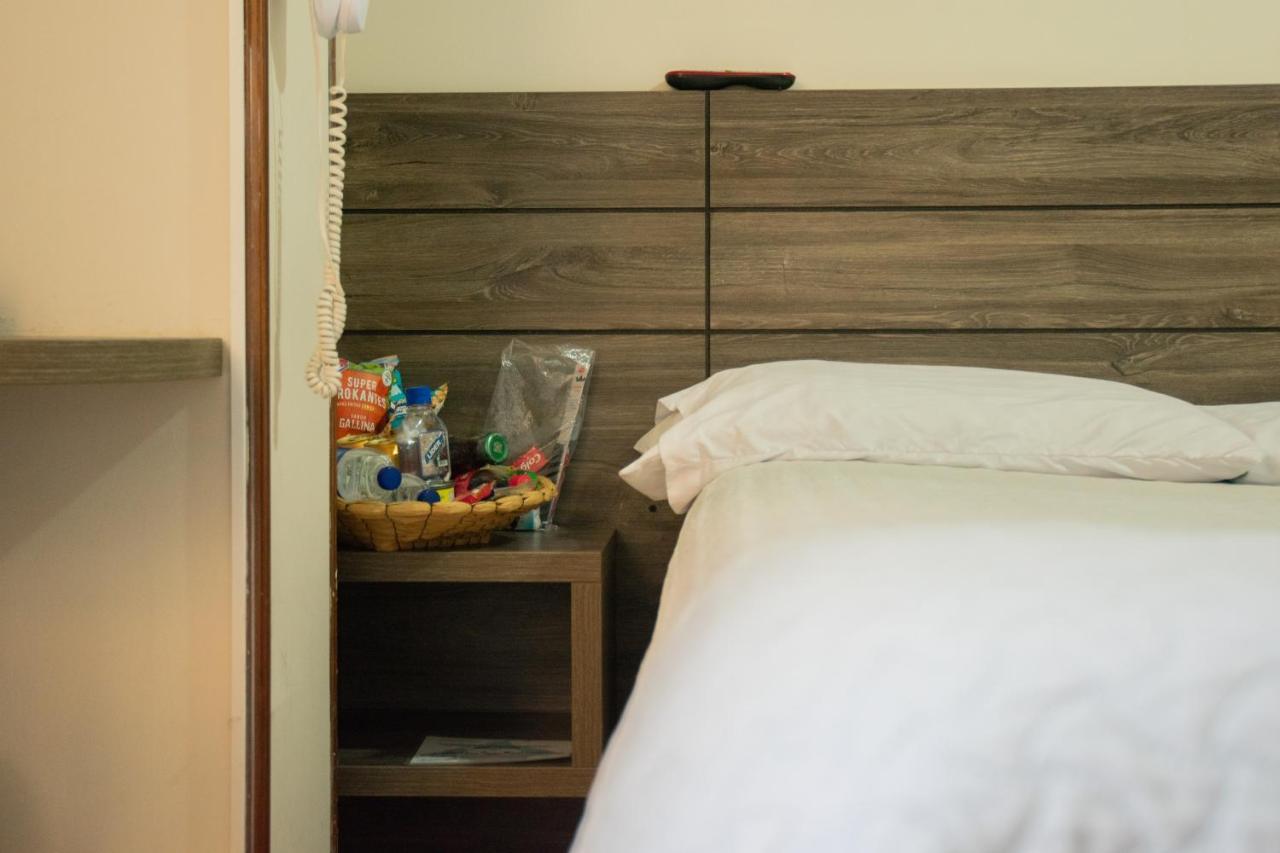 Hotel Plaza Muisca トゥンハ エクステリア 写真