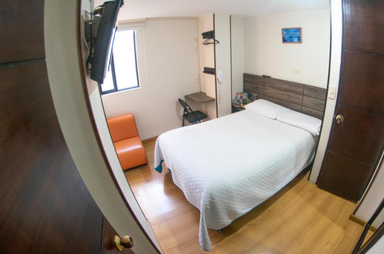 Hotel Plaza Muisca トゥンハ エクステリア 写真